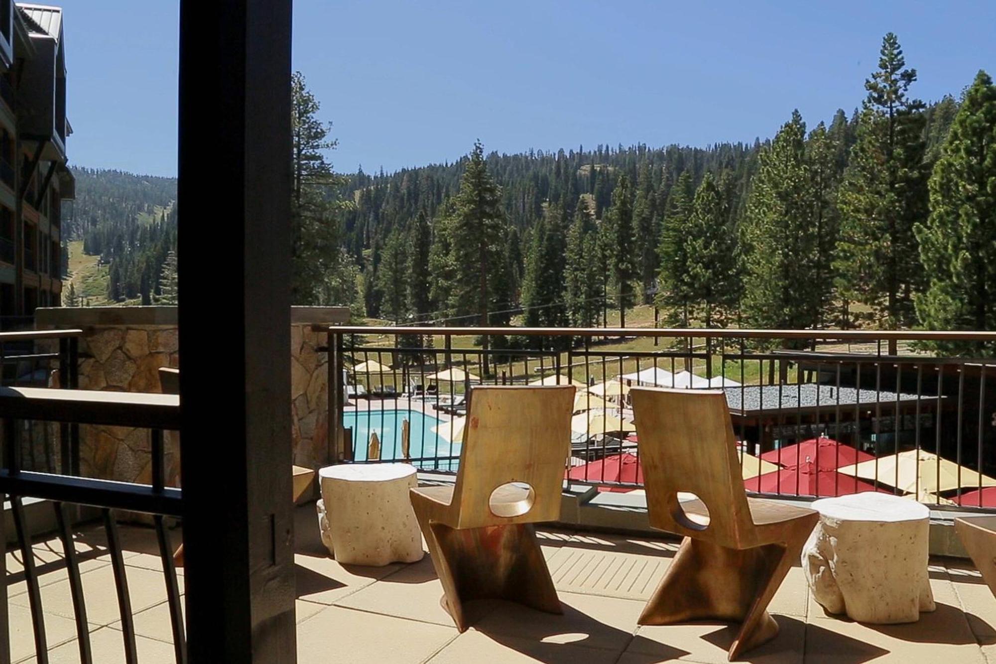 The Ritz-carlton, Tahoe Hotel