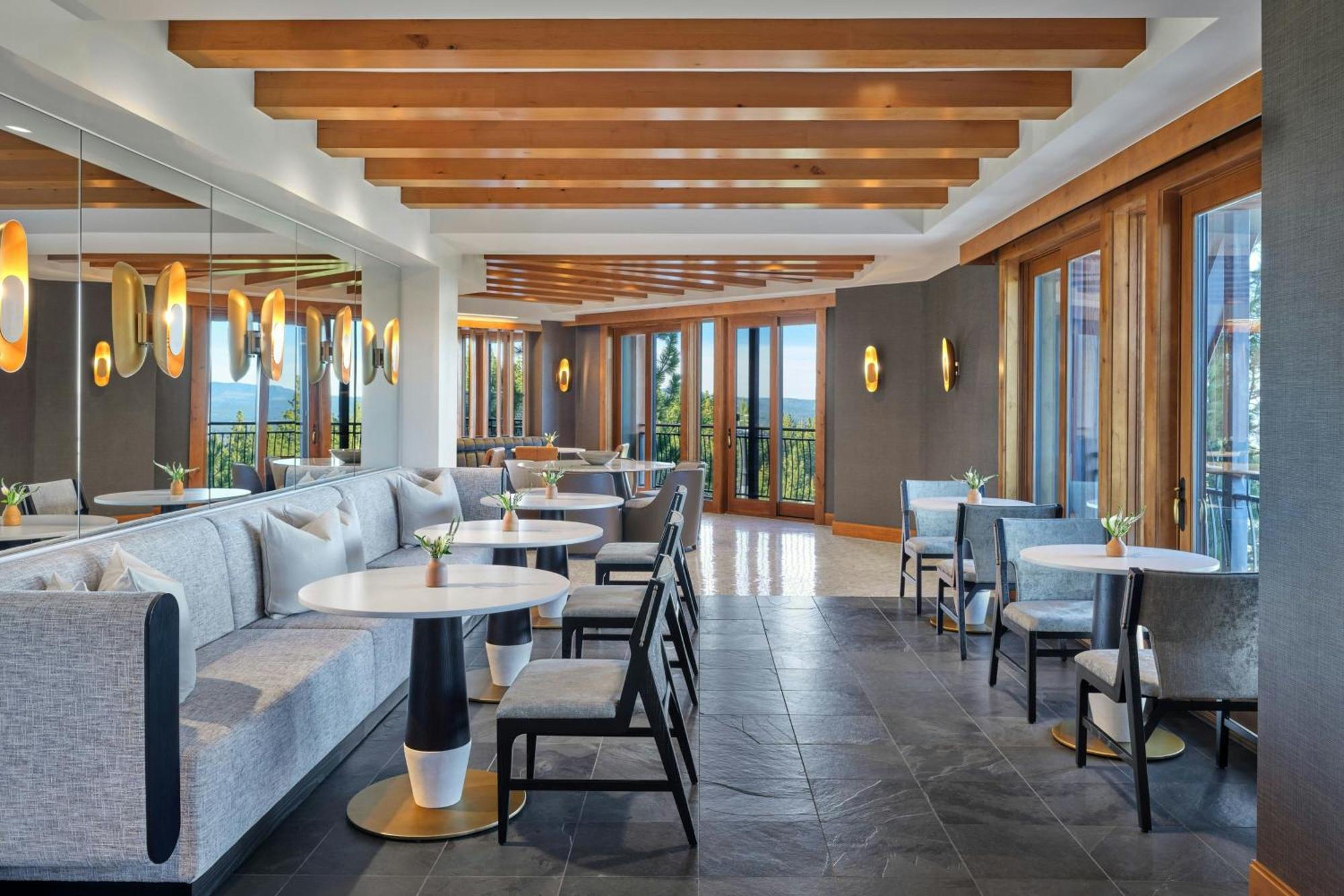 The Ritz-carlton, Tahoe 5*