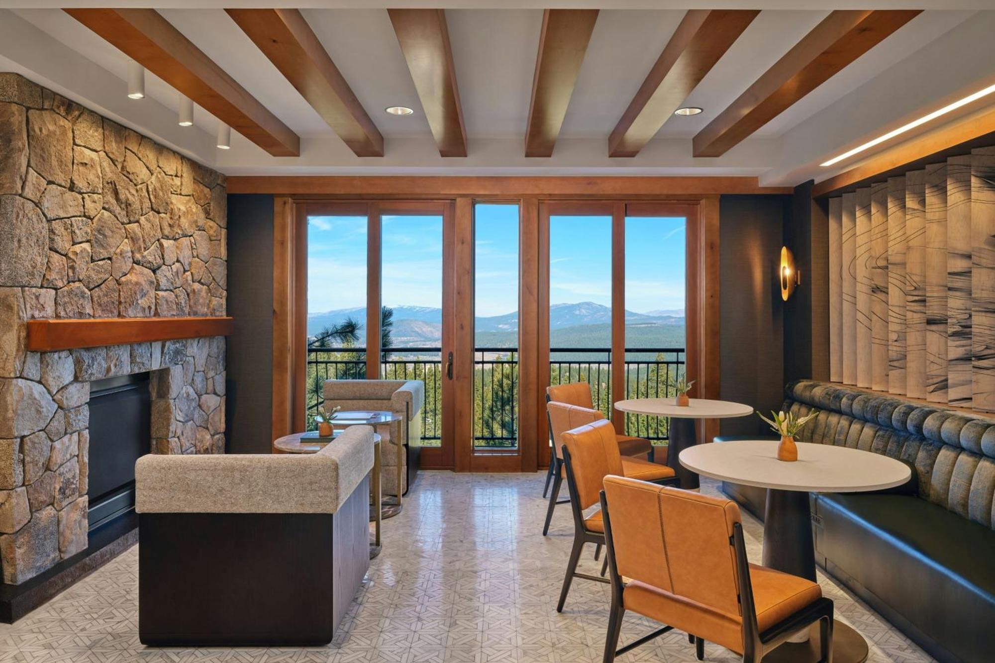 The Ritz-carlton, Tahoe Hotel 5*