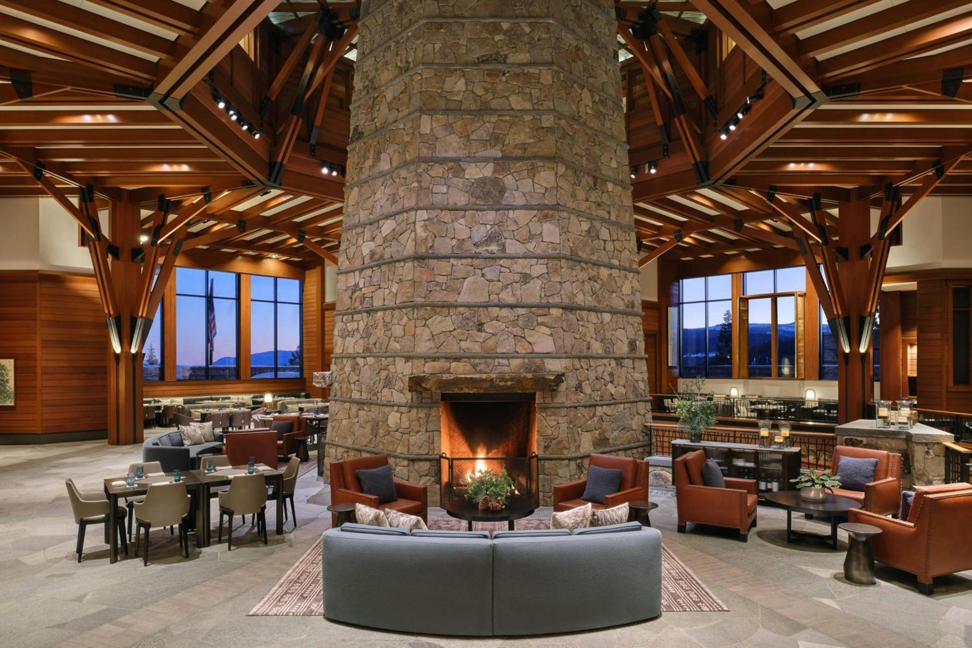 The Ritz-carlton, Tahoe Hotel 5*