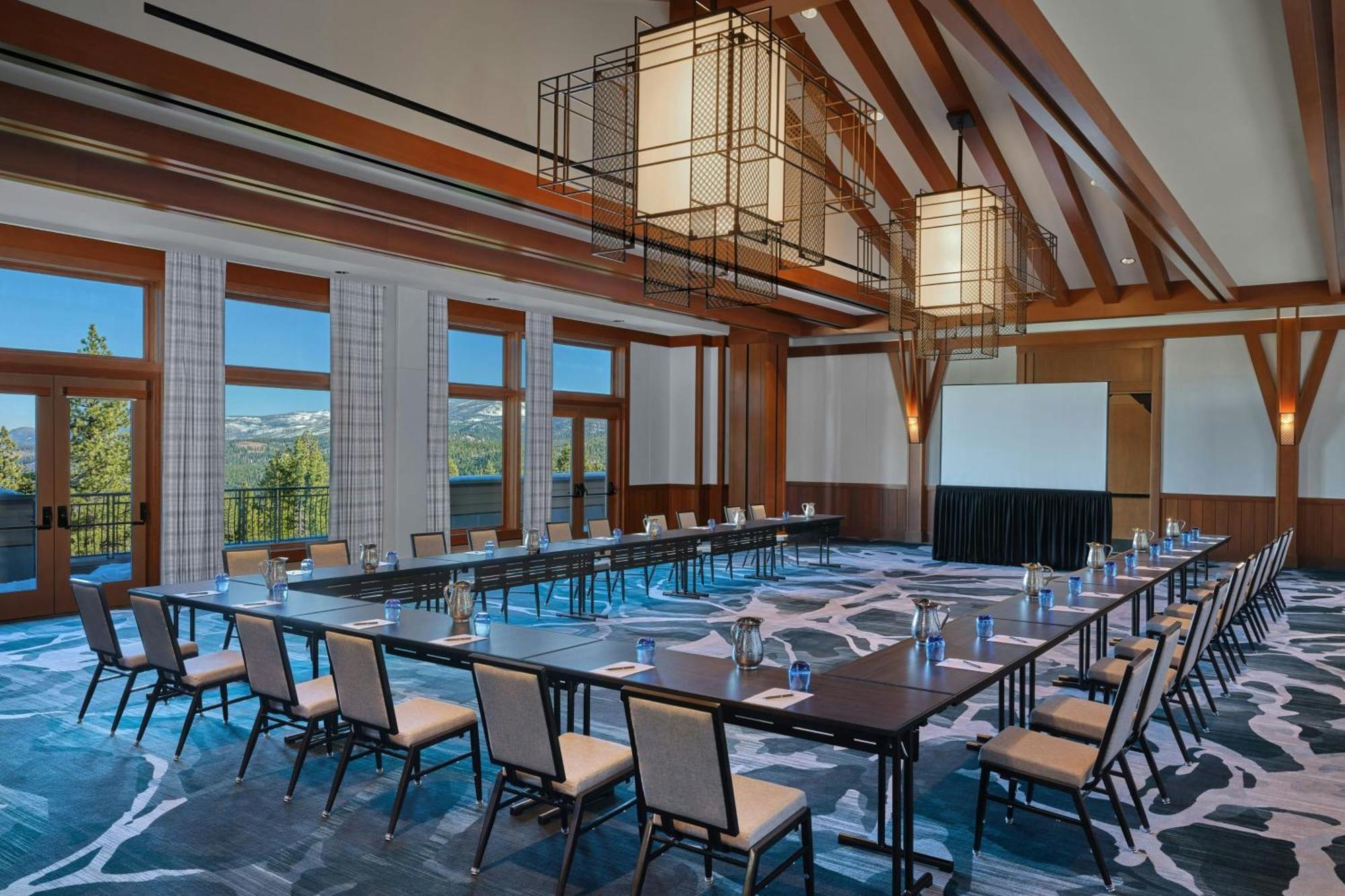 The Ritz-carlton, Tahoe Truckee